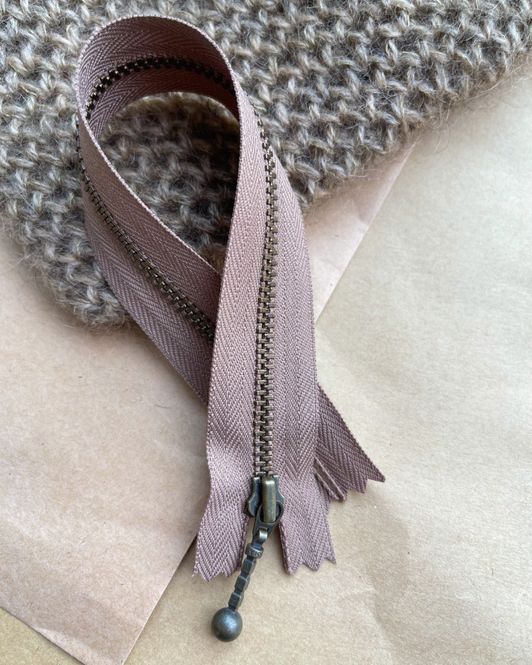 Hovedbilde 23 cm - Hasselnød